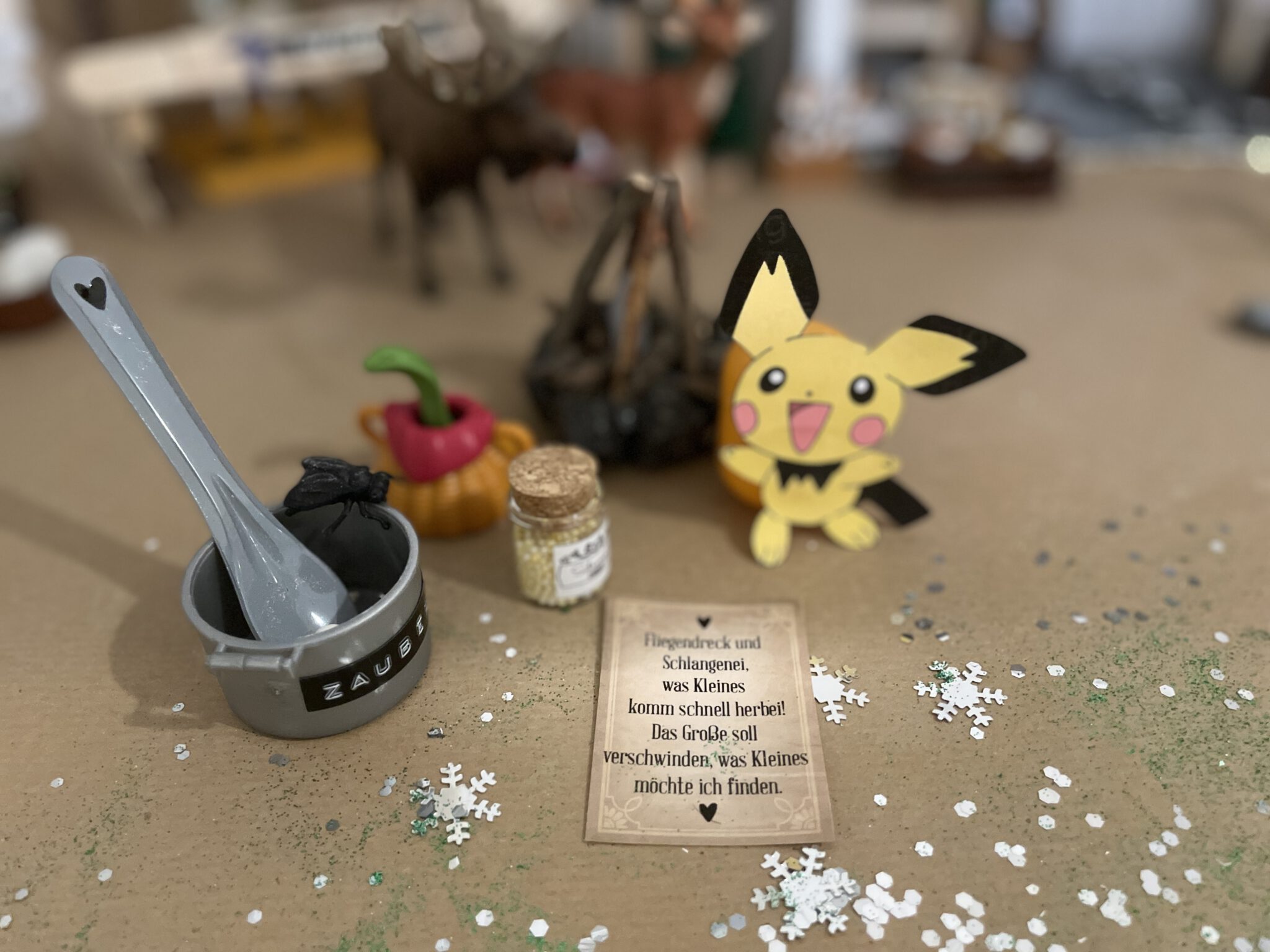 Miniatur Bierflaschen & Gläser Für Wichtel-Deko - 4-teiliges Set, Kunststoff, Perfekt Für Puppenhäuser